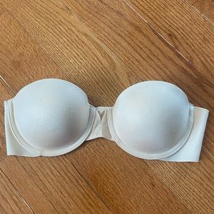 NWOT Victoria’s Secret Sexy Illusions Strapless Bra